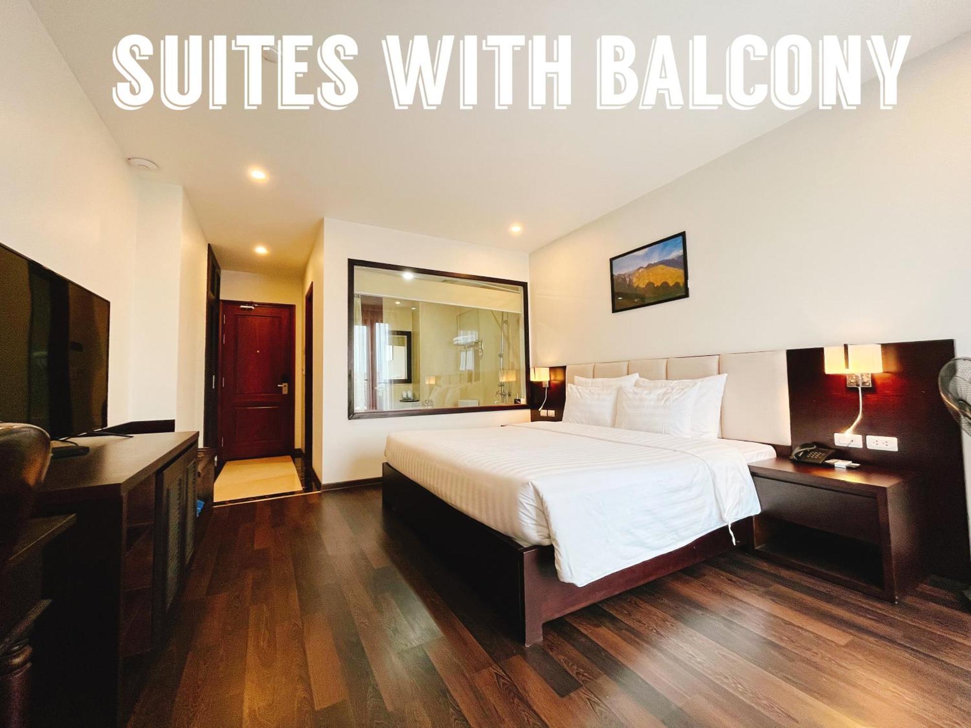 Paragon Noi Bai Hotel & Pool Hanoi Buitenkant foto