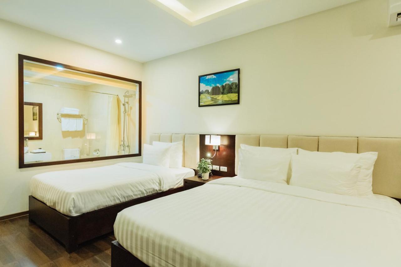 Paragon Noi Bai Hotel & Pool Hanoi Buitenkant foto