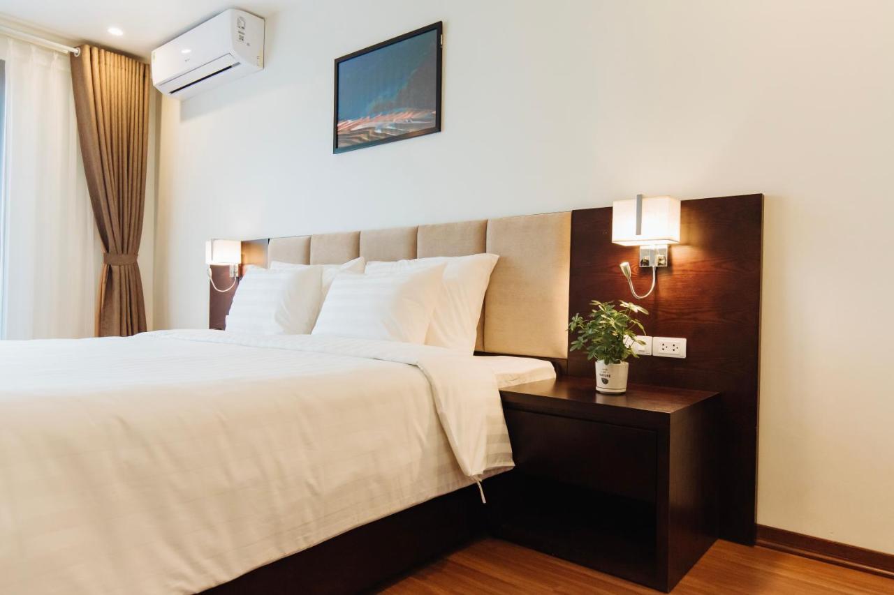 Paragon Noi Bai Hotel & Pool Hanoi Buitenkant foto